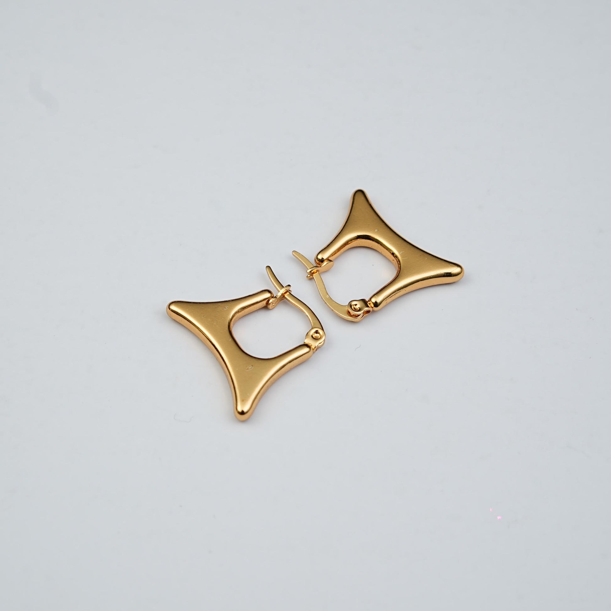 Anti Tarnish Purse Golden Hoop Earring